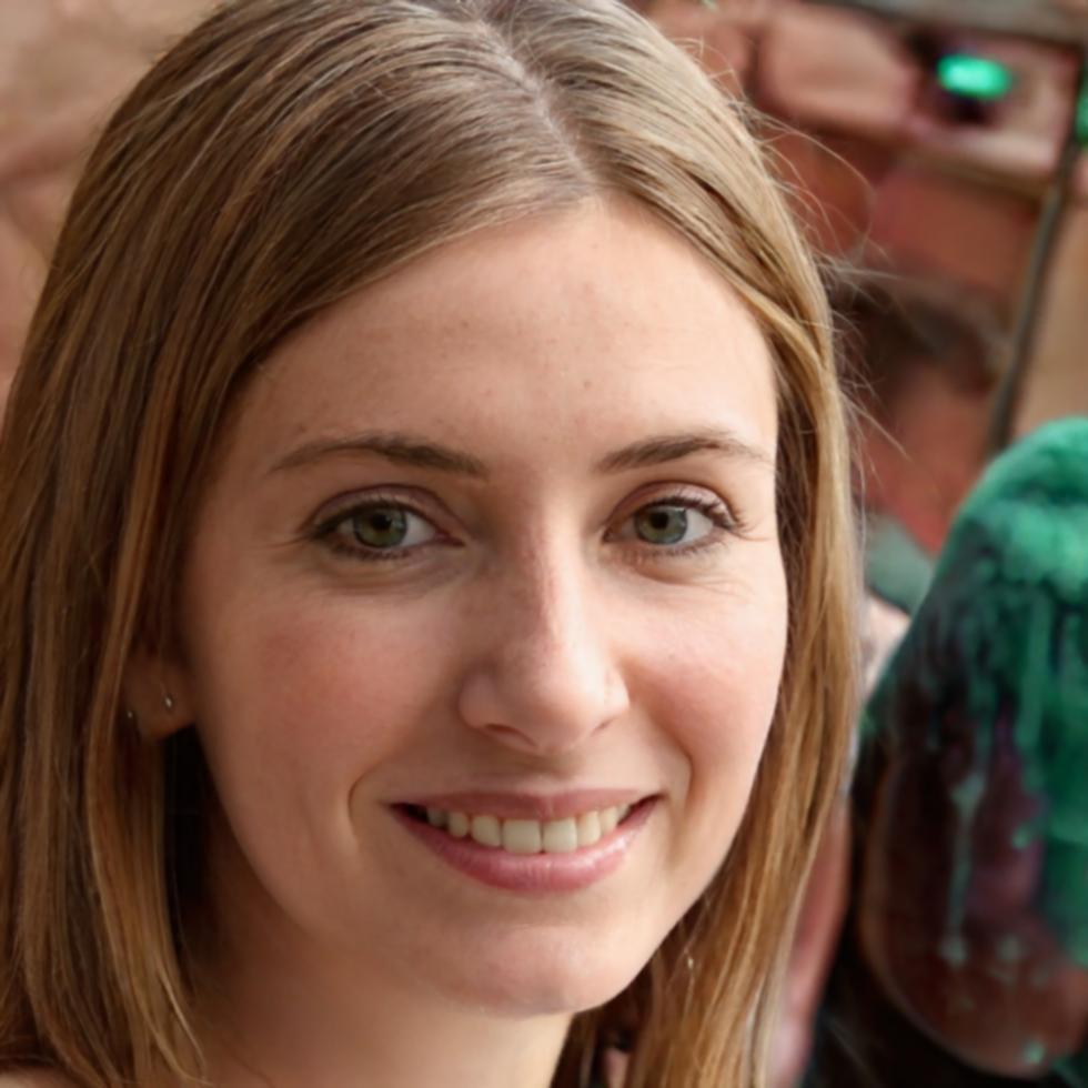 Retrato de Beatriu Salvatierra, graduada del programa de análisis fundamental